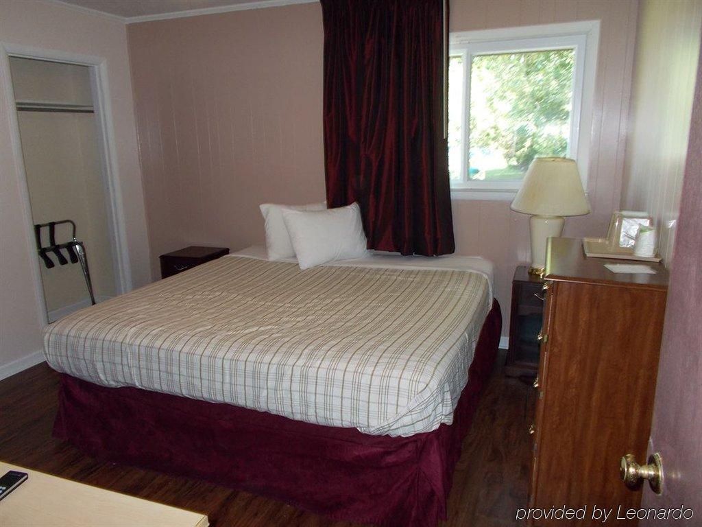 Relax Inn Льюисберг Экстерьер фото